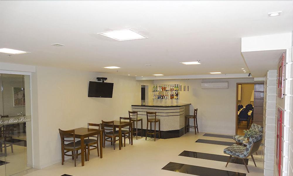 勃朗峰套房酒店 Nova Iguaçu 外观 照片
